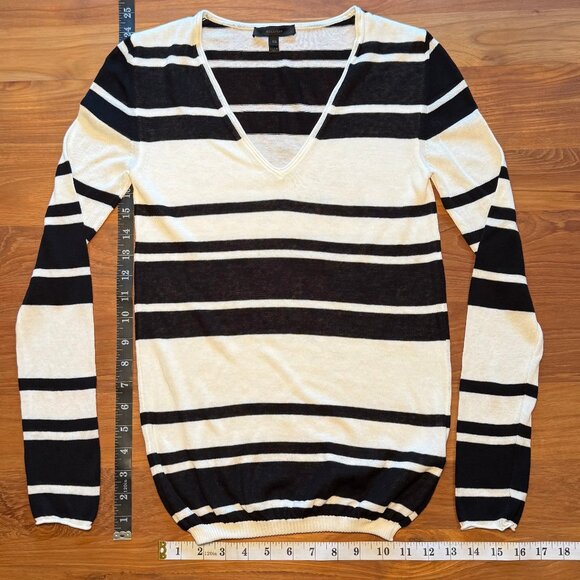 Belstaff Sweaters - Belstaff Lightweight Cotton V-Neck Sweater‎ XS
